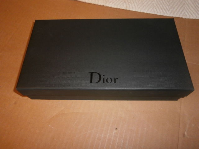 Boite noire DIOR avec fermeture � rabat aimant� 15 Wolxheim (67)