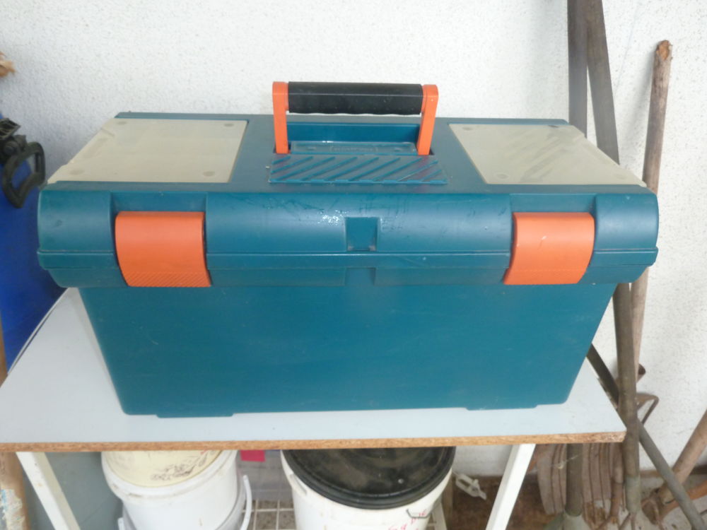 BOITE A OUTILS 15 Sausheim (68)