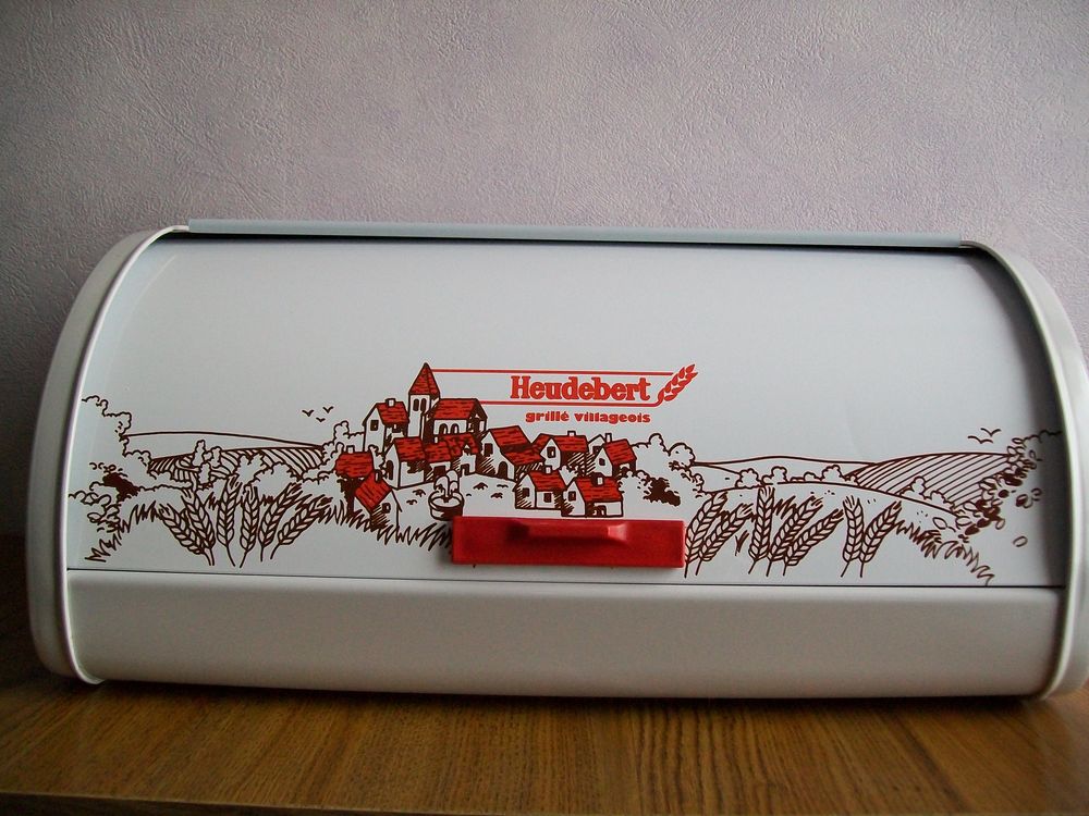 Boite � pain m�tallique   Heudebert   , neuve. 19 Reims (51)