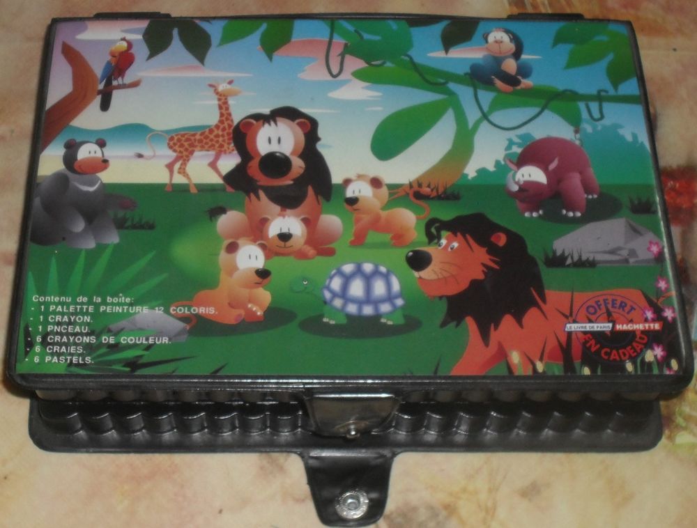 Bo�te pour dessiner peindre colorier pour enfants. 15 Montreuil (93)