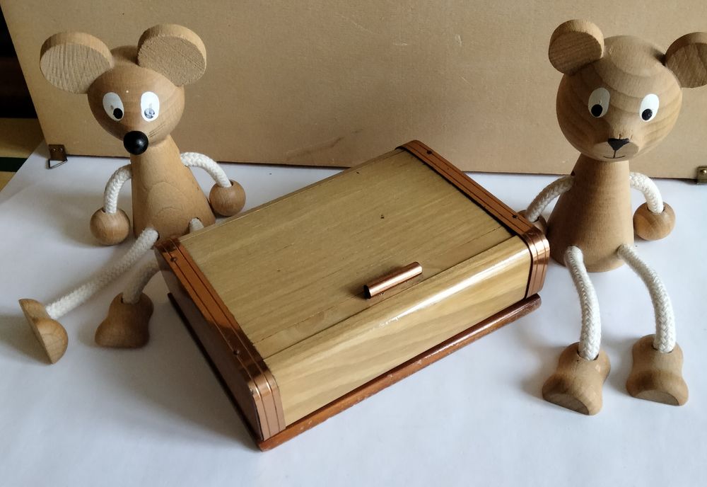 Boite � rideau coulissant. 15 Vierzon (18)