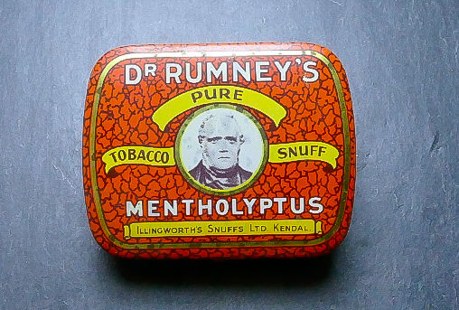 Boite de tabac � priser 10 Montargis (45)