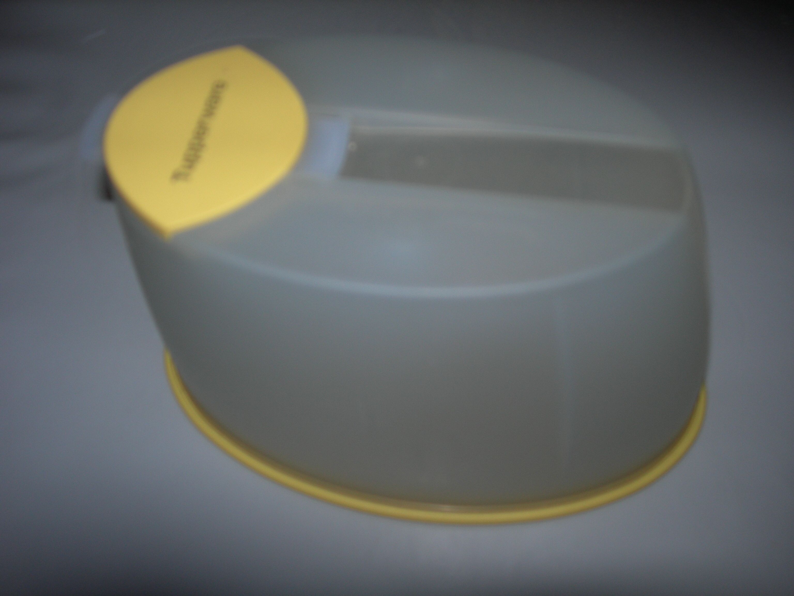 Bo�te verseuse Tupperware 4 Bressuire (79)