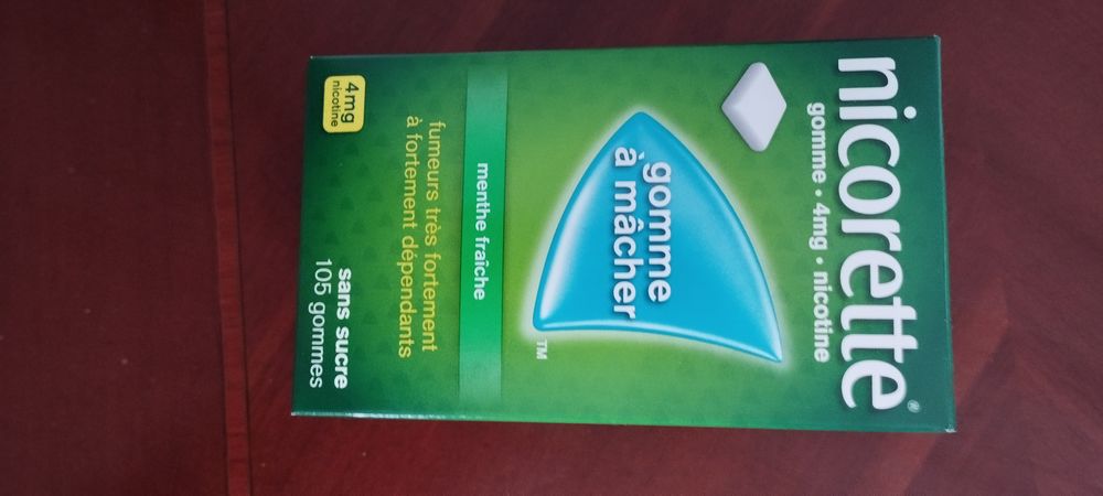 Lot de 3 bo�tes de gommes � m�cher nicorette 25 Paris 11 (75)