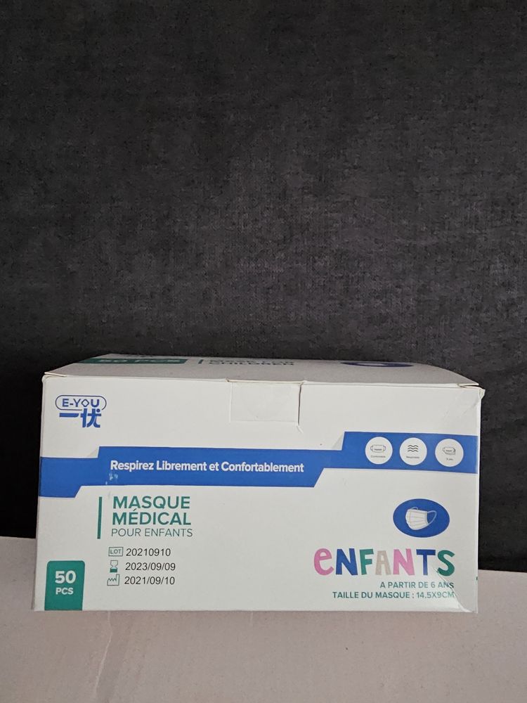 5 bo�tes masques chirurgicaux p�diatrique 3 plis Type II 0.5 Croix (59)