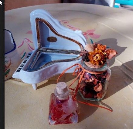 BOITES (petites) A BONBON plus 1 boite miroir gratuite 10 Saint-Haon-le-Vieux (42)