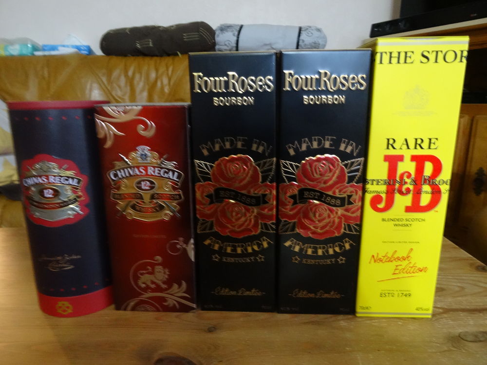 boites de whisky en m�tal 2 Merville (59)