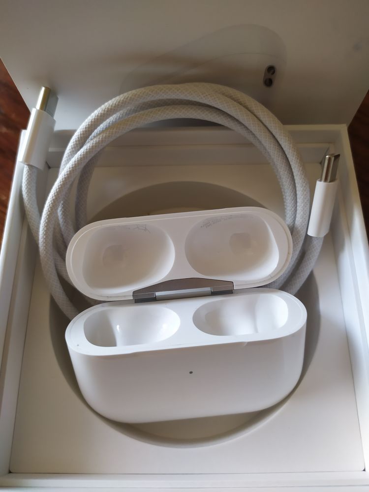 Boitier chargeur Airpod 85 Gagny (93)