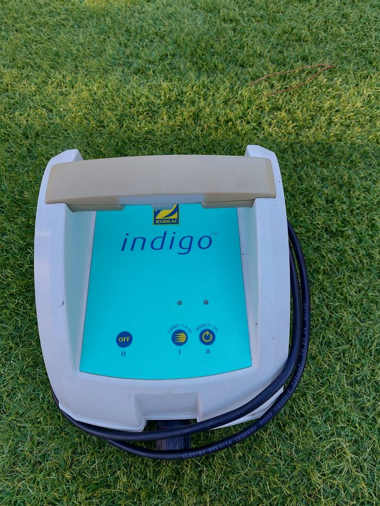 Bo�tier de commande pour robot de piscine Zodiac indigo 80 Geloux (40)