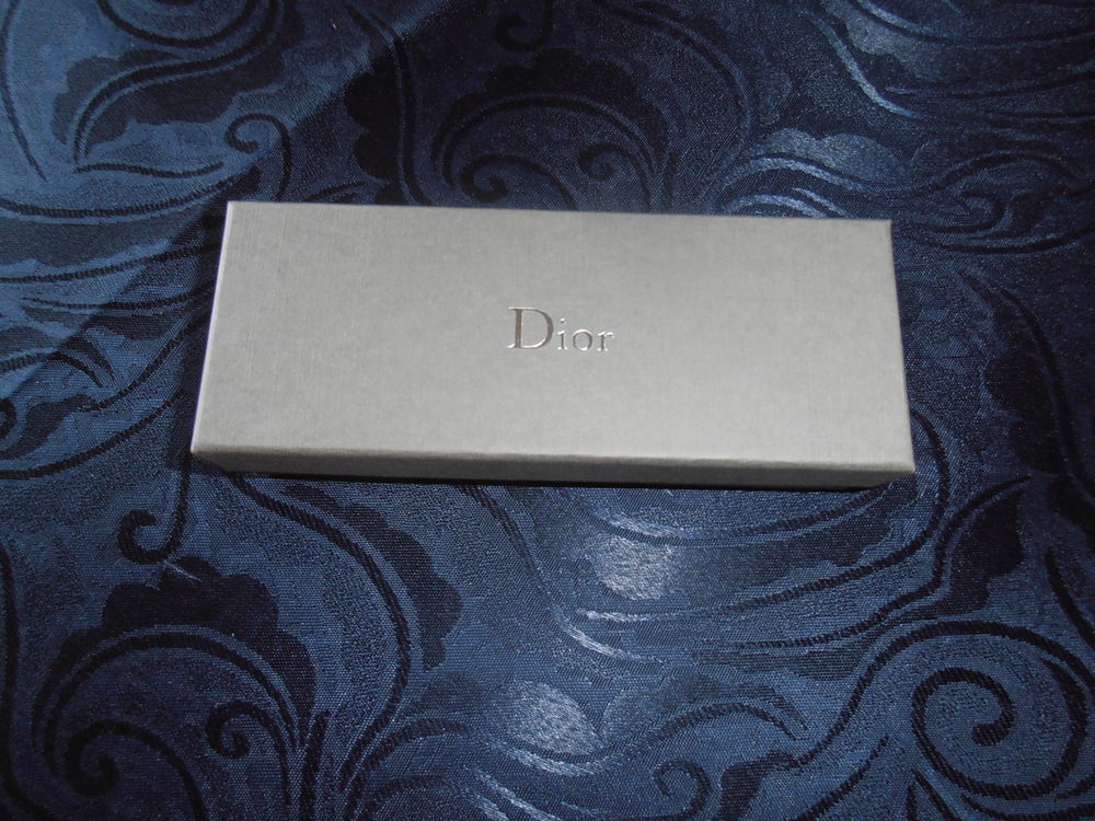 Boitier DIOR gris (27 B) 5 Tours (37)