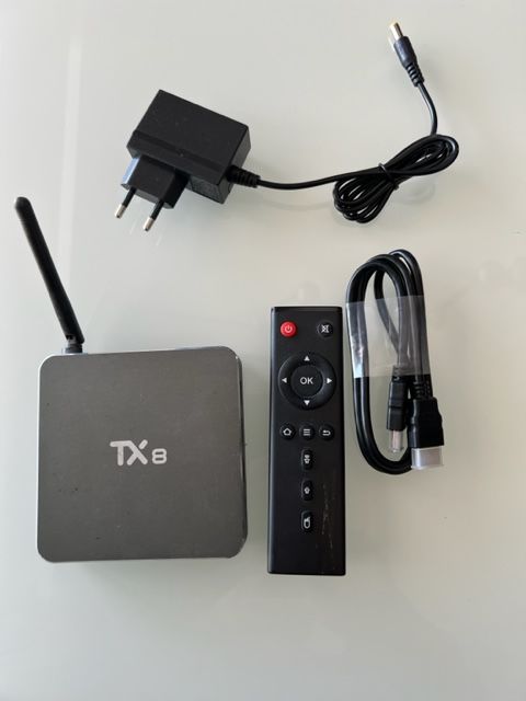 Boitier Multimedia TX8 25 Nice (06)