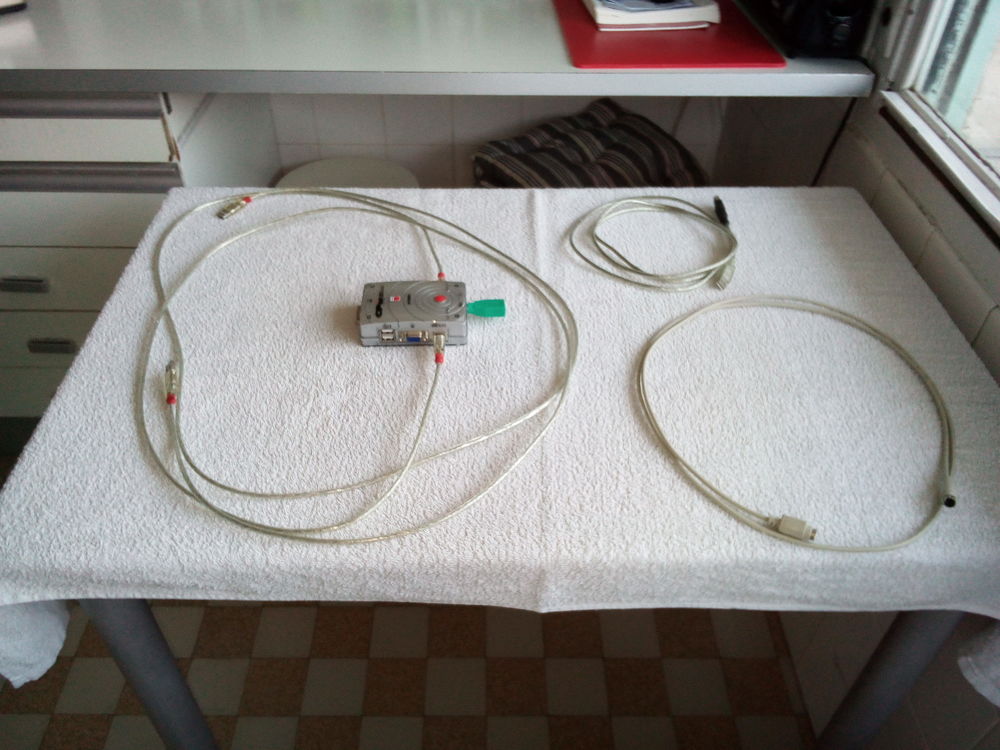 Boitier pour commander 2 � 3 PC : 50 Marseille 8 (13)