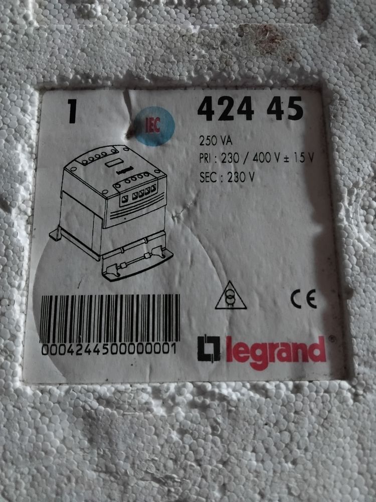 Boitier pour d�tecteur cr�pusculaire 250 Saint-Jean-du-Gard (30)