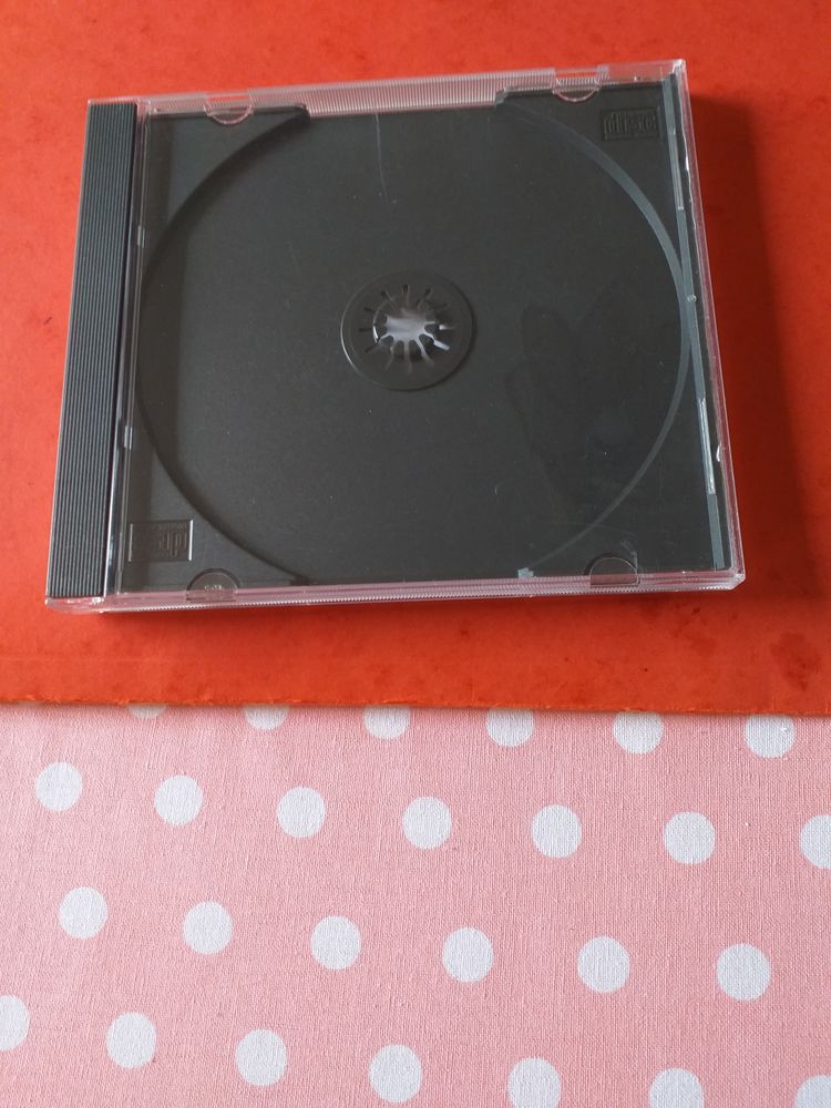 BO�TIERS POUR DVD OU CD 0 Pessac (33)