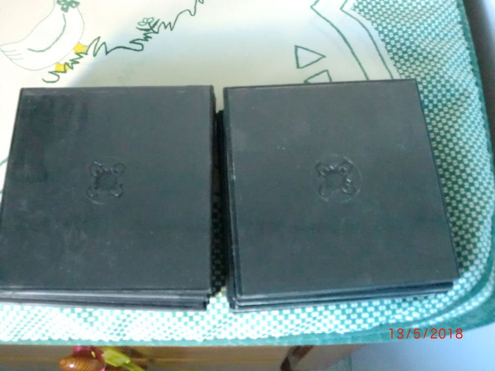  bo�tiers vides pour CD ou DVD 1 Merville (59)