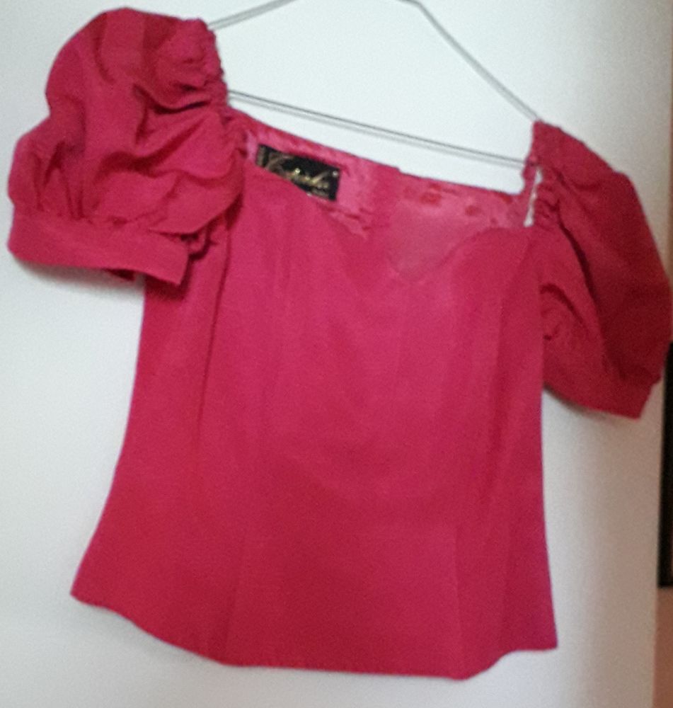 Bol�ro rose fushia Taille 38 0 Cormeilles-en-Parisis (95)