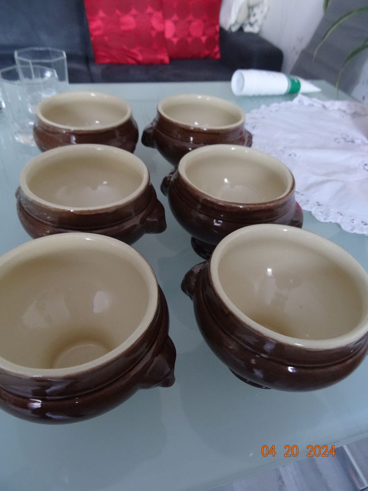 bols en gr�s. 10 Chaville (92)