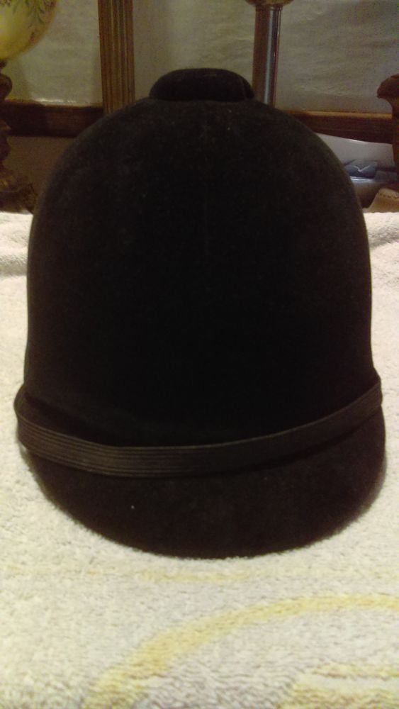 Bombe-casque d'�quitation vintage Lecourlis 5 Paris 10 (75)