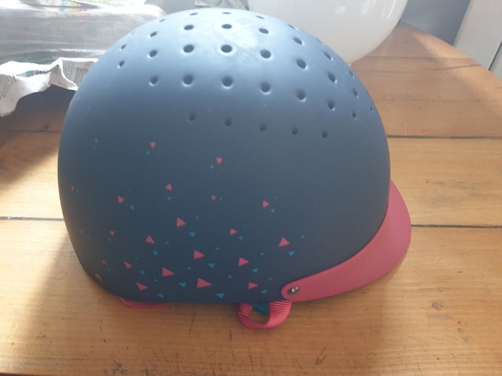 Bombe �quitation bleue marine et rouge, taille 55 - 58 cm 8 Mouxy (73)