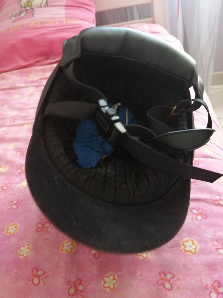 Bombe d'�quitation 28 M�dis (17)