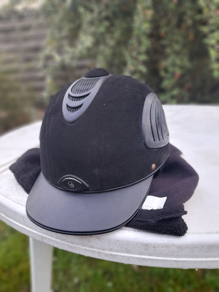 bombe �quitation 20 Agon-Coutainville (50)