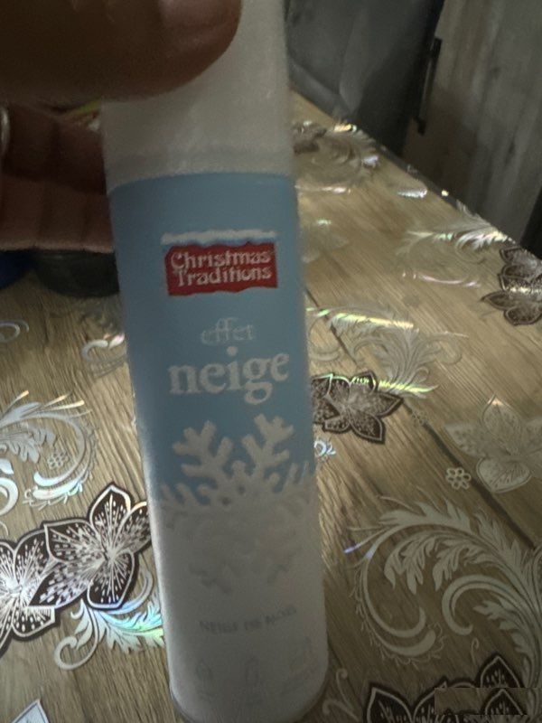 Bombe spray Neige de No�l 2 Beauchamp (95)