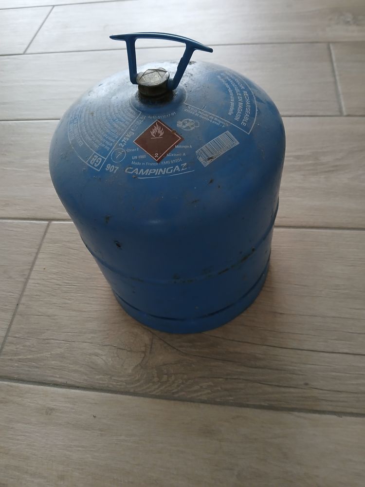 Bombonne gaz camping 30 Ferri�res (80)