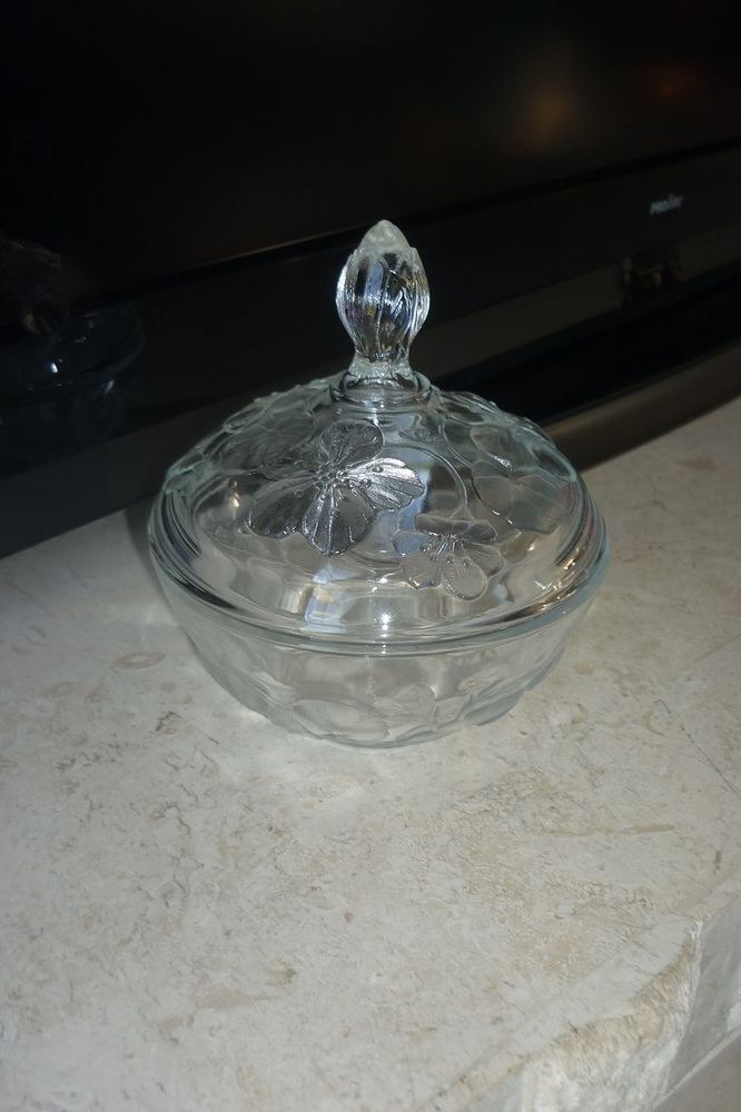 Bonbonni�re /Sucrier Vintage 12 Agen (47)