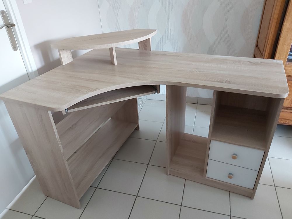 Bonjour , bureau informatique 80 Bousbecque (59)