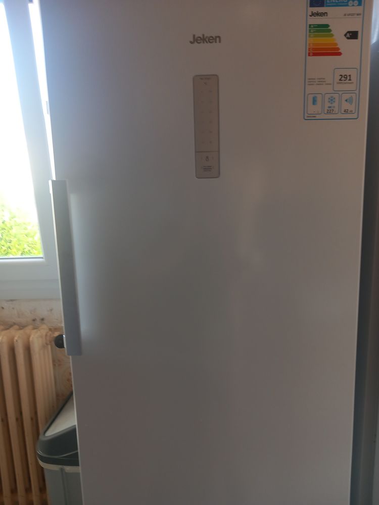 Bonjour je un cong�lateur ainsi qu'un frigo 0 Charleville-M�zi�res (08)