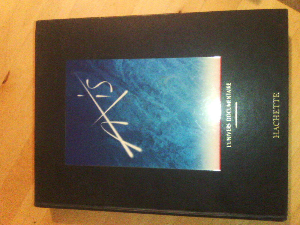 Bonjour encyclop�die axis la marque hachette 22 volumes 40 Hirson (02)
