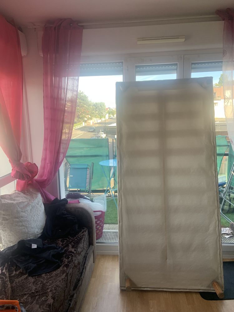 BONJOUR SOMMIER 
A RETIRER SUR PLACE 
PALAISEAU 40 Palaiseau (91)