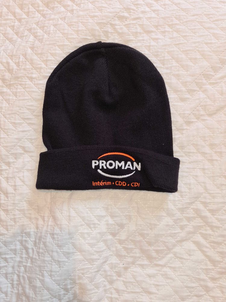 Bonnet marque Proman Neuf toute taille 5 Lille (59)