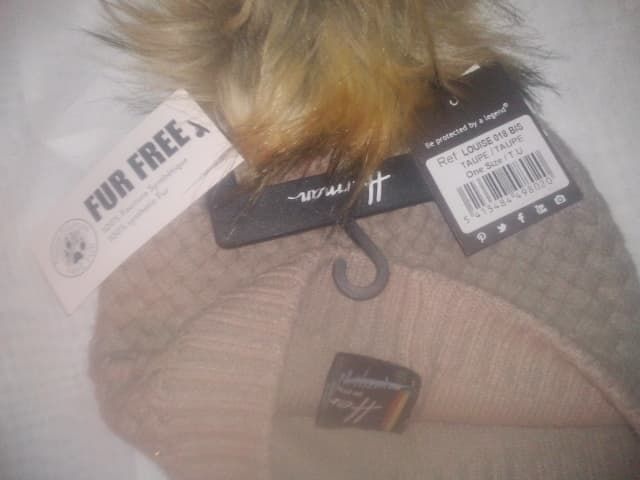 Bonnet � Pompon Amovible Taille Unique, de Herman Headwear 35 La Fert�-Alais (91)