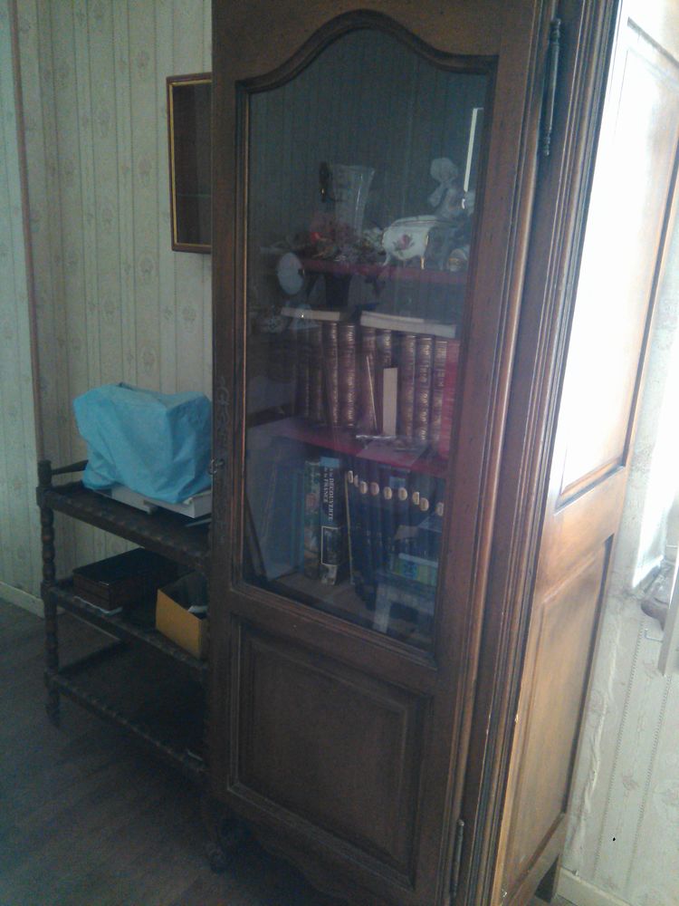 bonneti�re ancienne 130 Indre (44)