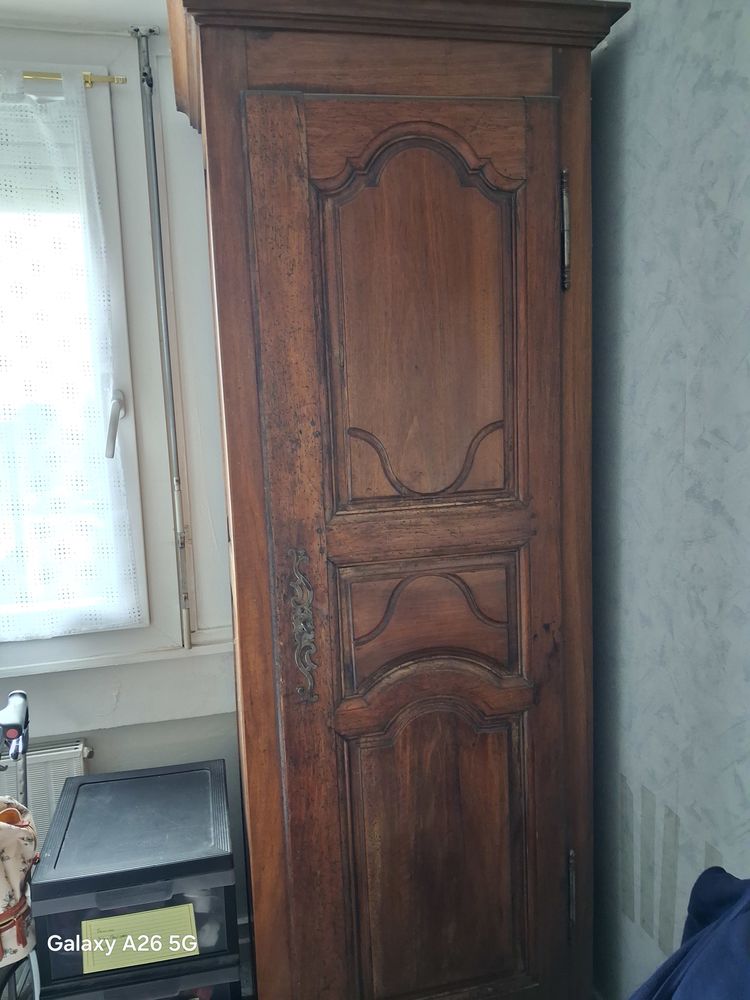 Bonneti�re  ancienne 100 Bourges (18)