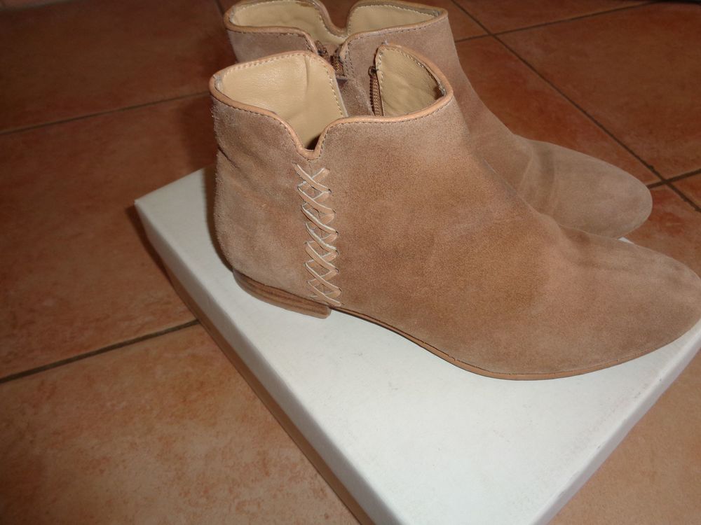 Boots cuir beige Kiomi P39 en TBE � 13 euros 13 Laura�t (32)