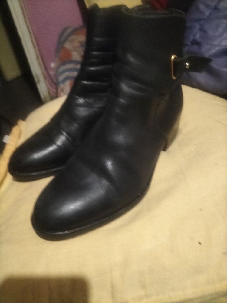 Boots cuir Minelli pointure 38 tr�s bon �tat 34 Cachan (94)