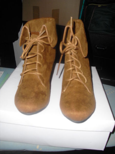 BOOTS fins comprens�es CAMEL NEUVE TAILLE 36 13 Lyon 5 (69)