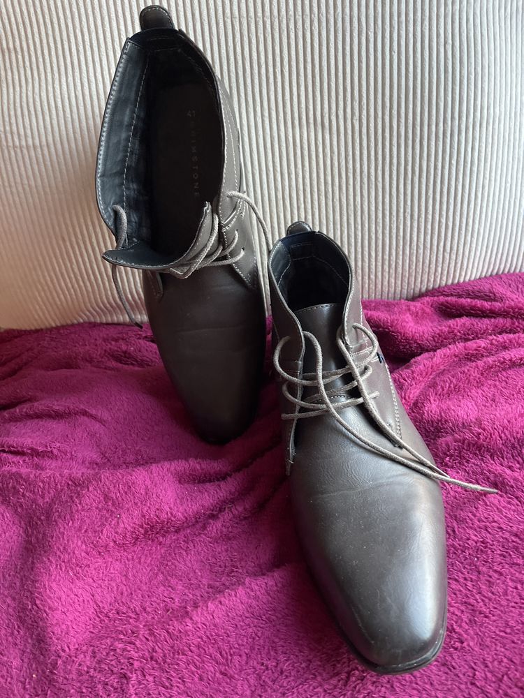 Boots gris en cuir 20 Villiers-sur-Marne (94)