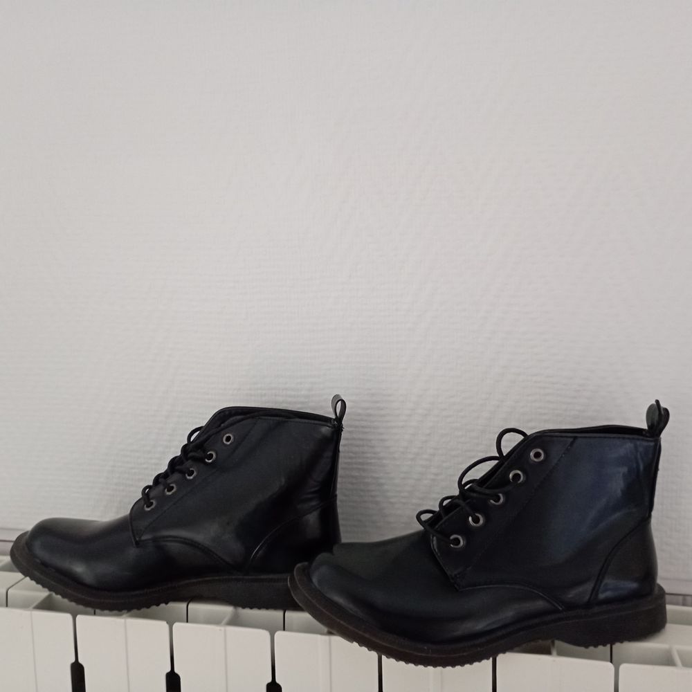 Boots vernis noir T40/41 15 La Machine (58)