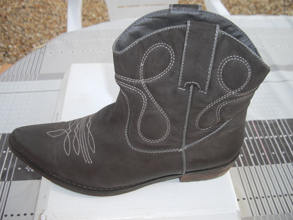 Boots 15 Naveil (41)