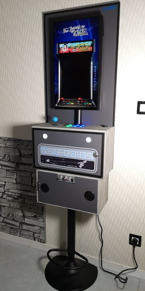 Borne d'arcade Vertical Asteroid 690 Le Mans (72)