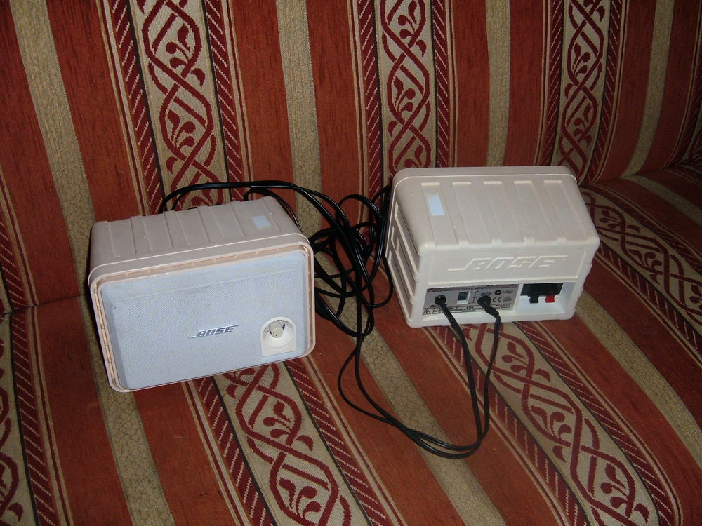 BOSE  life Style monitor ENCEINTES  AMPLIFIEES 99 Marckolsheim (67)