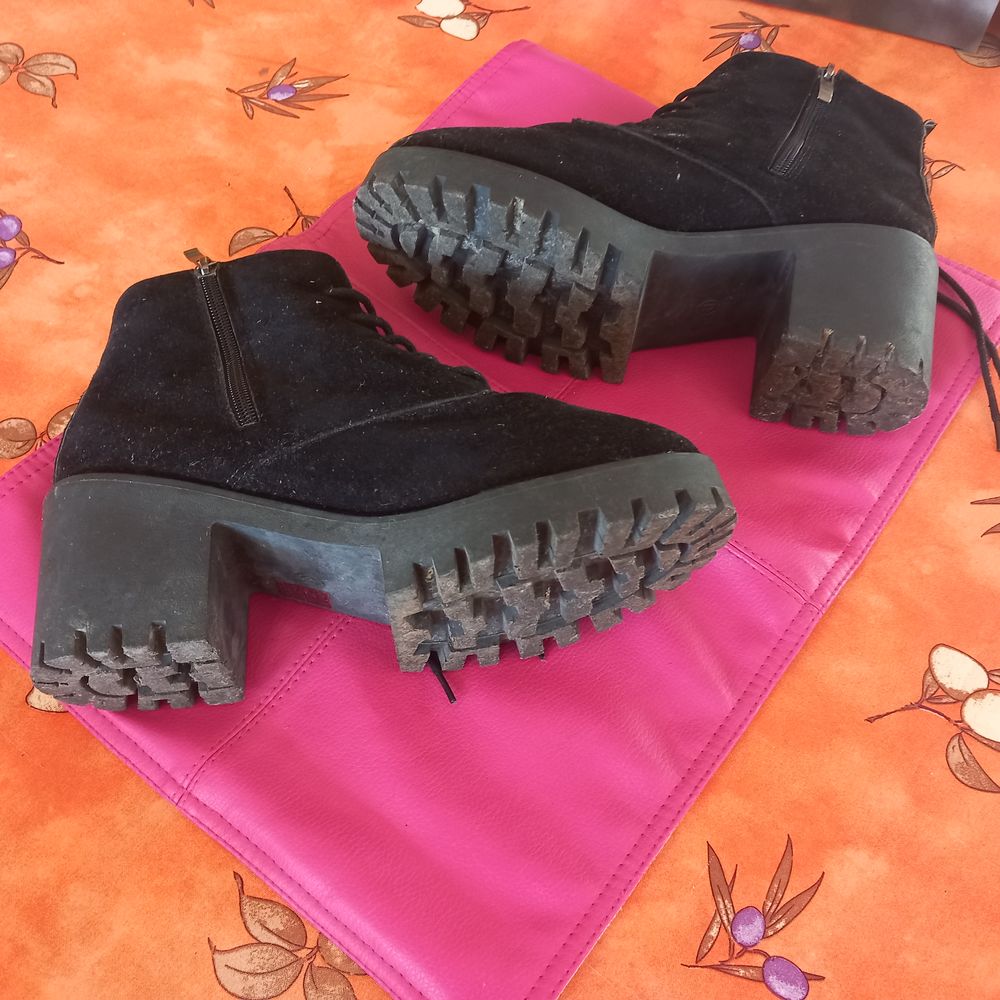 botillons femme pointure 41 12 La Tour-du-Crieu (09)