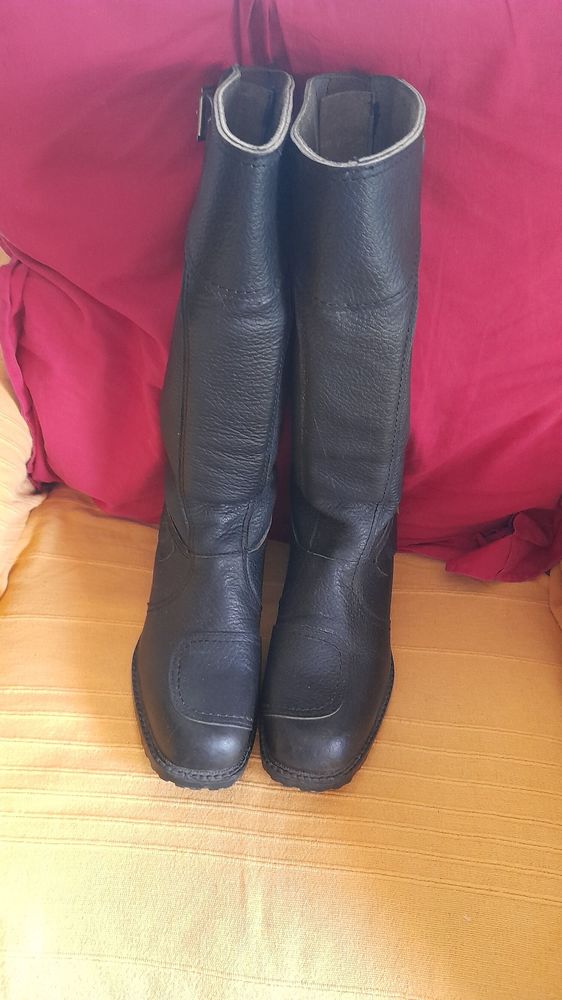 Botte de moto 50 Ch�lons-en-Champagne (51)