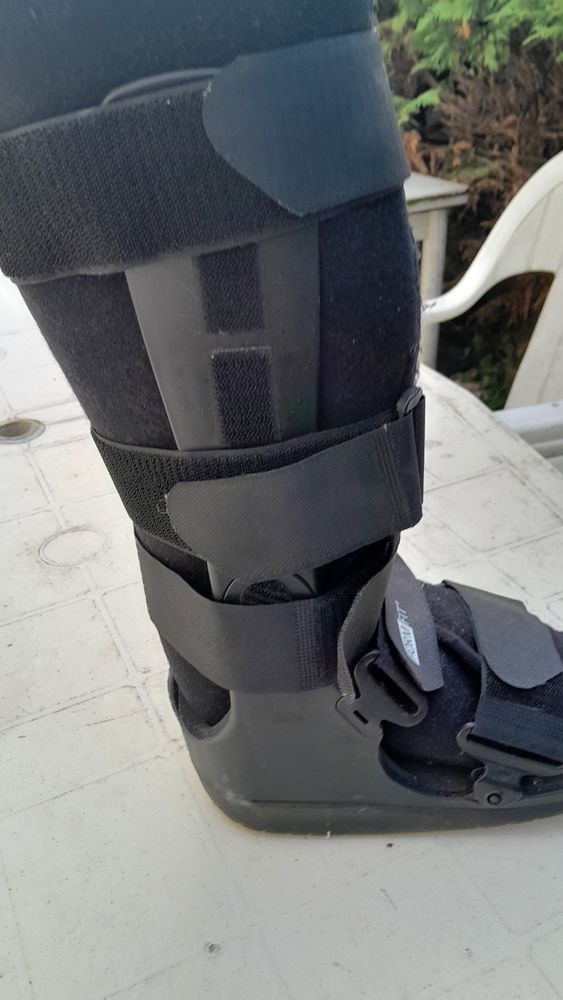 Botte orthop�dique 20 Lyon 8 (69)