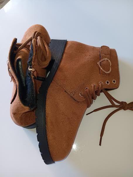 Bottes d'automne �l�gantes taille de �tiqette : 70 N�mes (30)