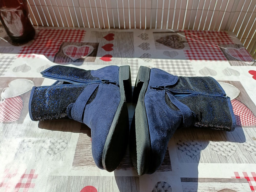 Bottes bleues marine � paillettes pour fille pointure 35 10 Grasse (06)