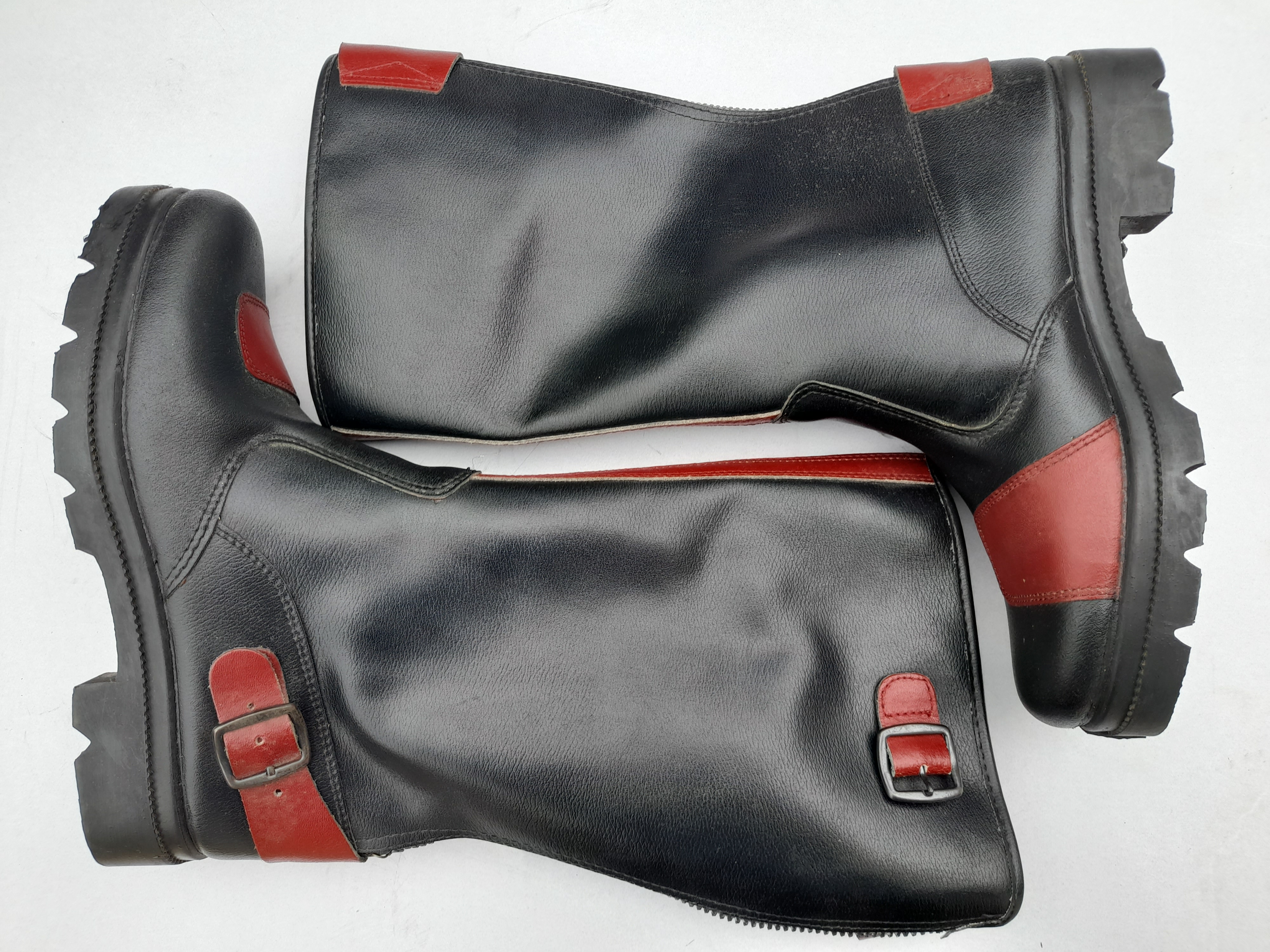 BOTTES en  cuir 0 Saint-Palais-sur-Mer (17)